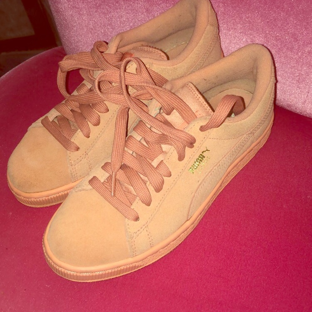 Puma sneakers
